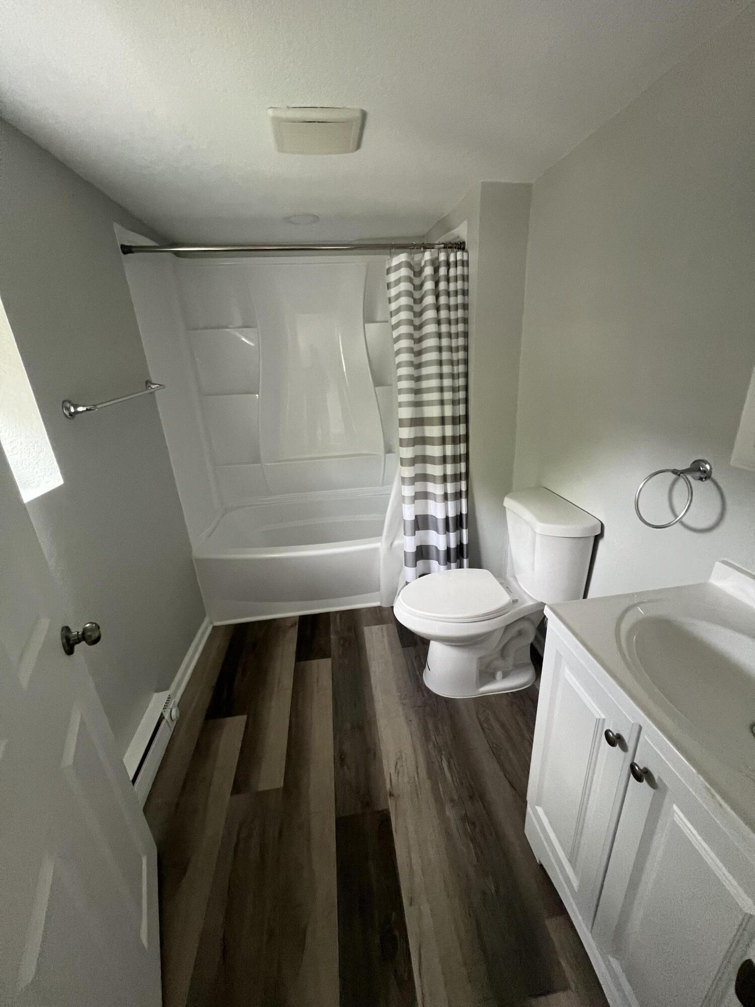 1945 North 15th Street Sheboygan, WI 53081 - Photo 6 of 10 Upper Bathroom