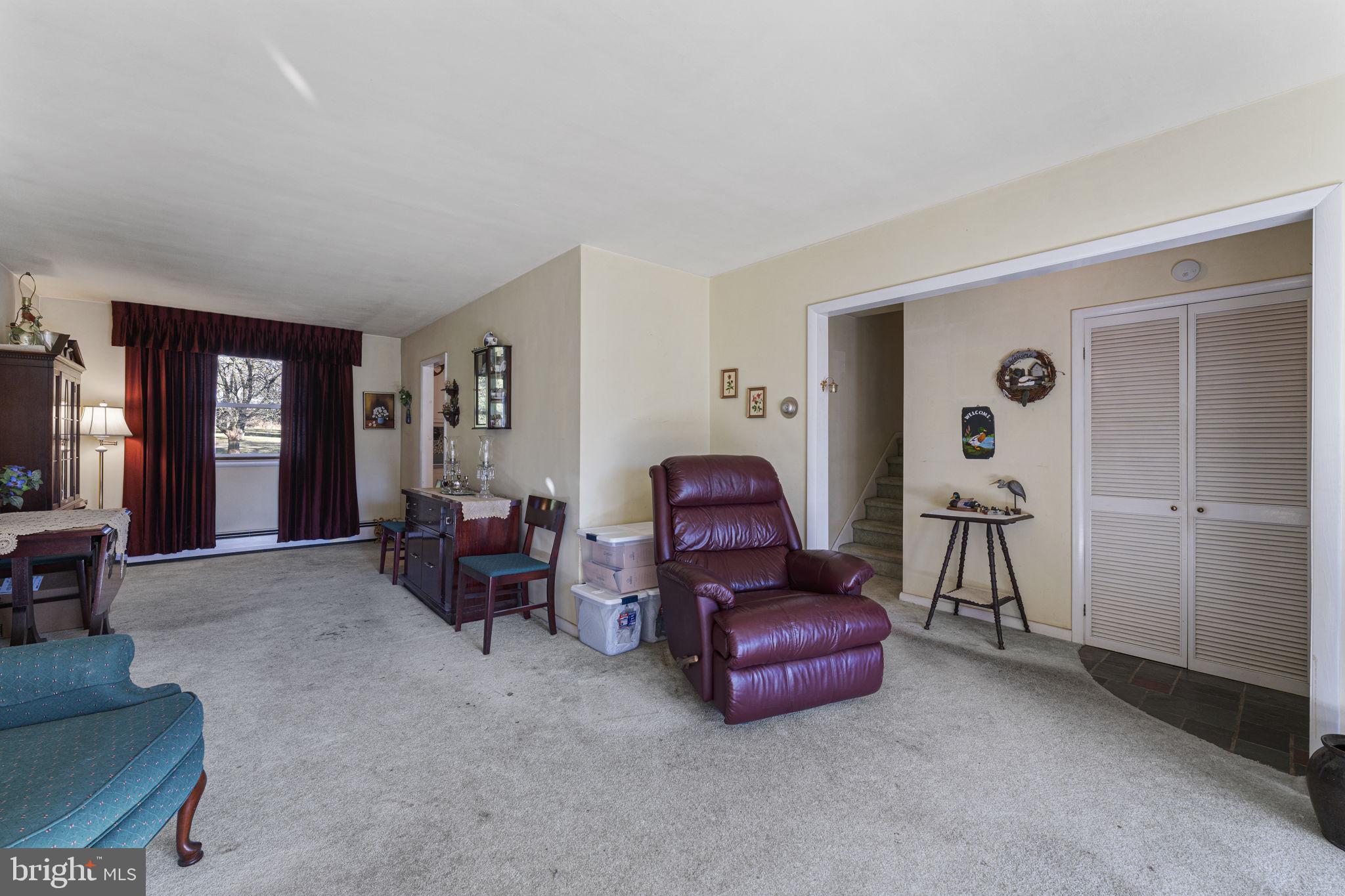 11 Rambling Lane Malvern, PA 19355 - Photo 6 of 40 Gallery Image 6