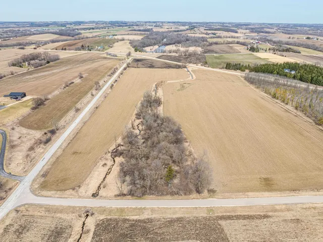 $125,000 | 3 West Allen Road, Unit 3, Mayville, WI 53050