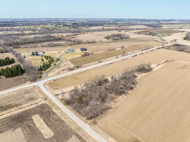 $125,000 | 3 West Allen Road, Unit 3, Mayville, WI 53050