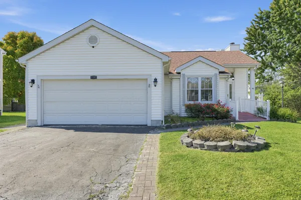 $314,900 | 1387 Tilia Court, Galloway, OH 43119