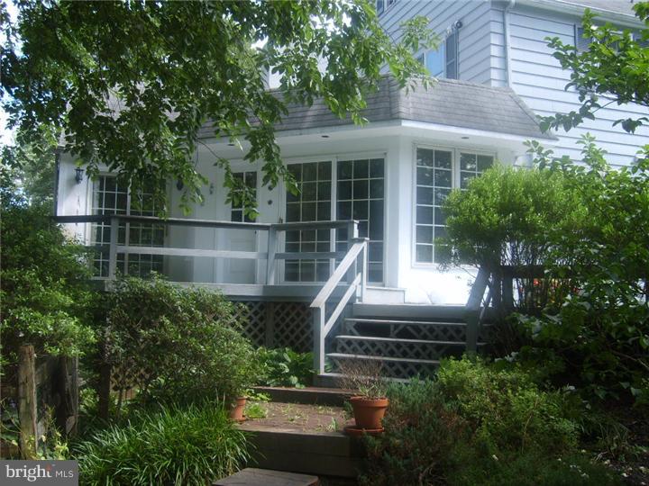 173 Ladderback Lane Devon, PA 19333 - Photo 3 of 25 Exterior Back