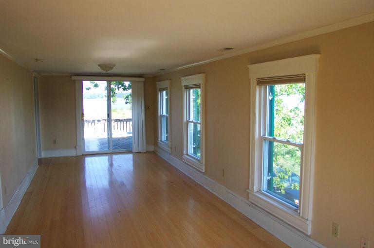 748 Hills Point Road Cambridge, MD 21613 - Photo 18 of 30 Bedroom (Master)