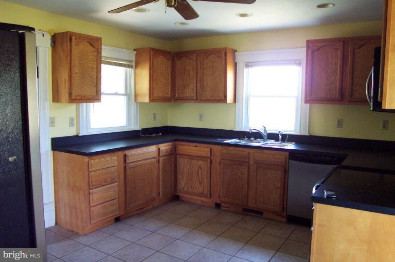 748 Hills Point Road Cambridge, MD 21613 - Photo 5 of 30 updated kitchen