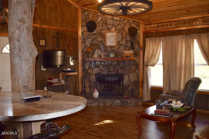 38 Joshua Road McHenry, MS 39561 - Photo 11 of 16 20171208030438225561000000-o-2