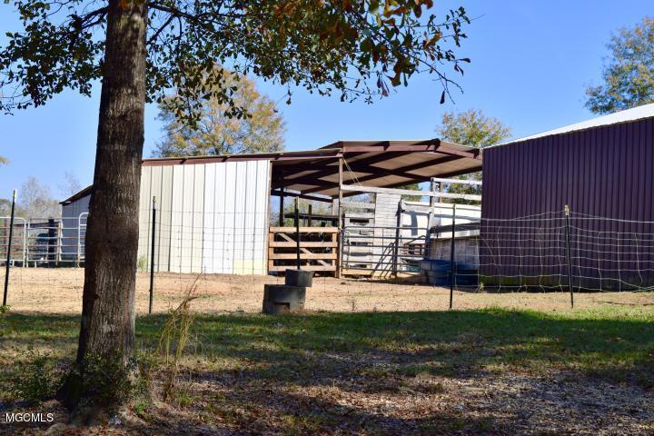 38 Joshua Road McHenry, MS 39561 - Photo 5 of 16 20171208025559802586000000-o-2