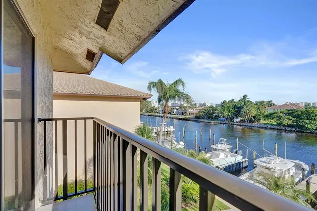$939,000 | 240 Captains Walk, Unit 510, Delray Beach, FL 33483