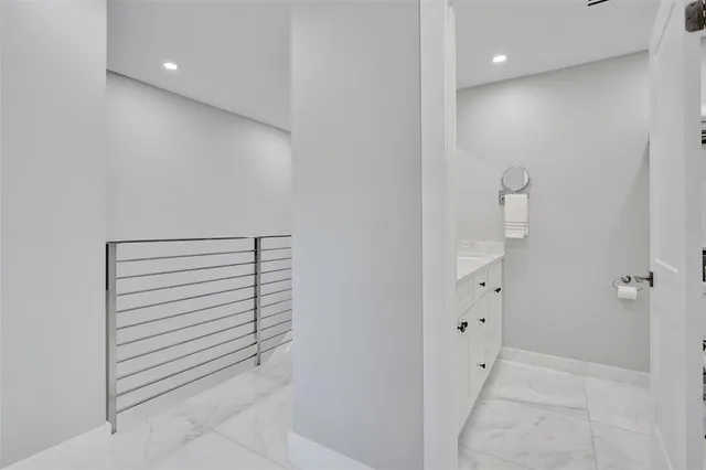 $939,000 | 240 Captains Walk, Unit 510, Delray Beach, FL 33483