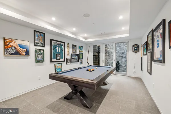 $18,000 | 1727 Delancey Place, Philadelphia, PA 19103