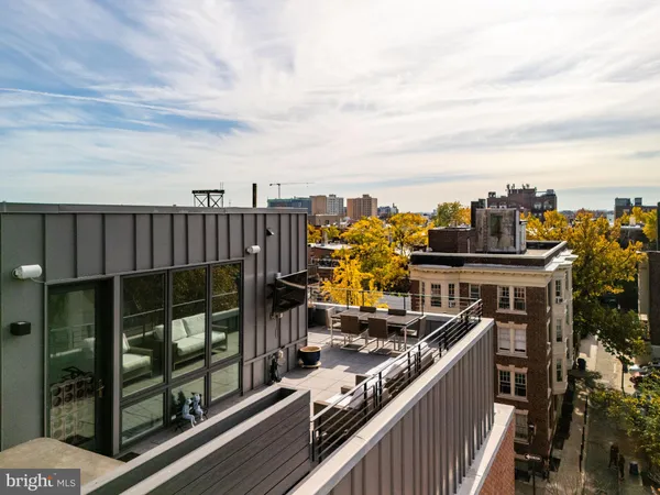 $18,000 | 1727 Delancey Place, Philadelphia, PA 19103