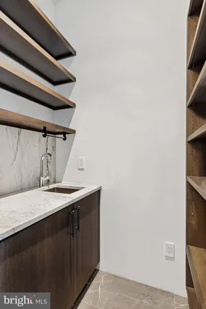 $18,000 | 1727 Delancey Place, Philadelphia, PA 19103