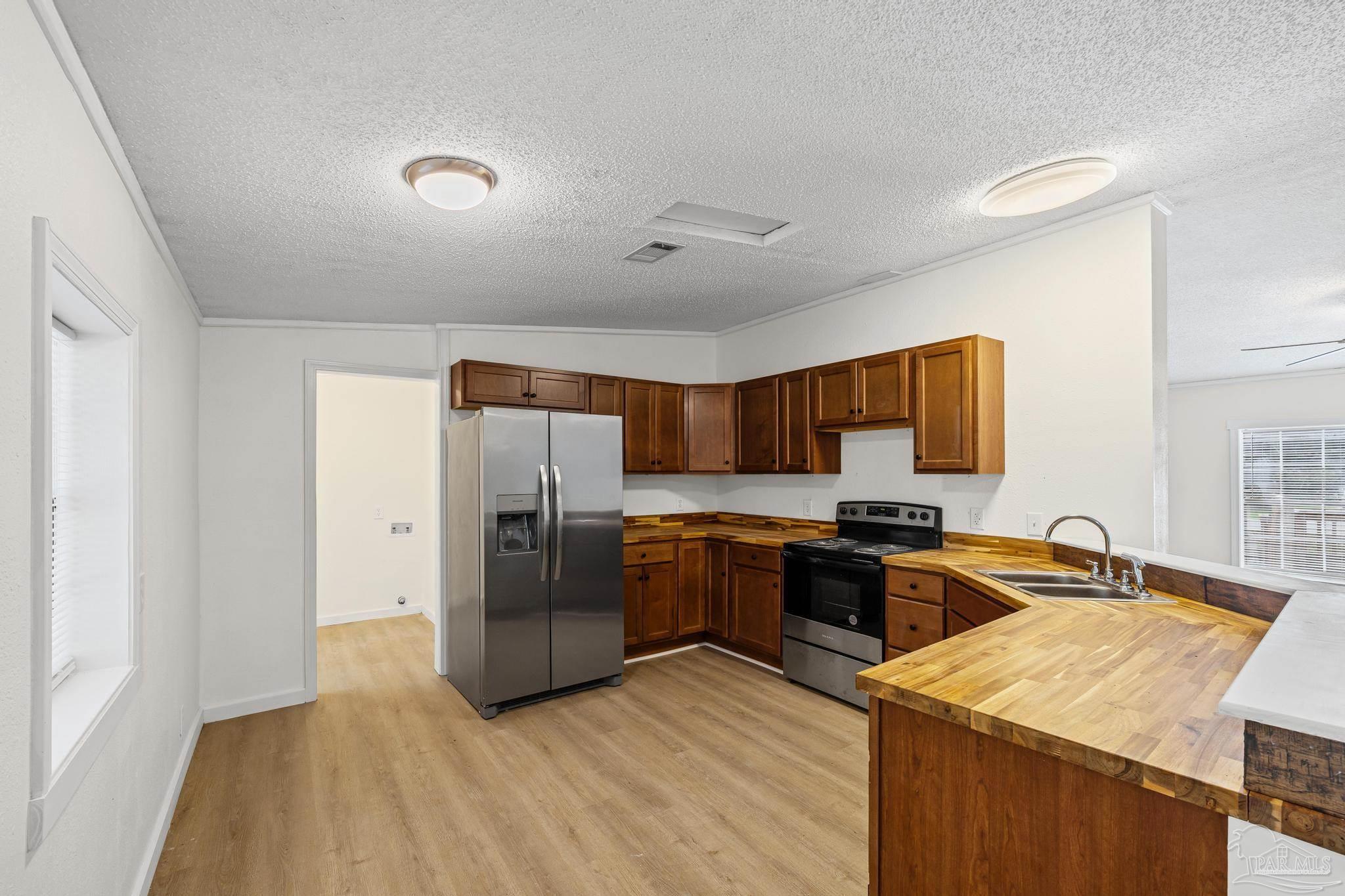 2192 Bergren Road Gulf Breeze, FL 32563 - Photo 4 of 43 Gallery Image 4