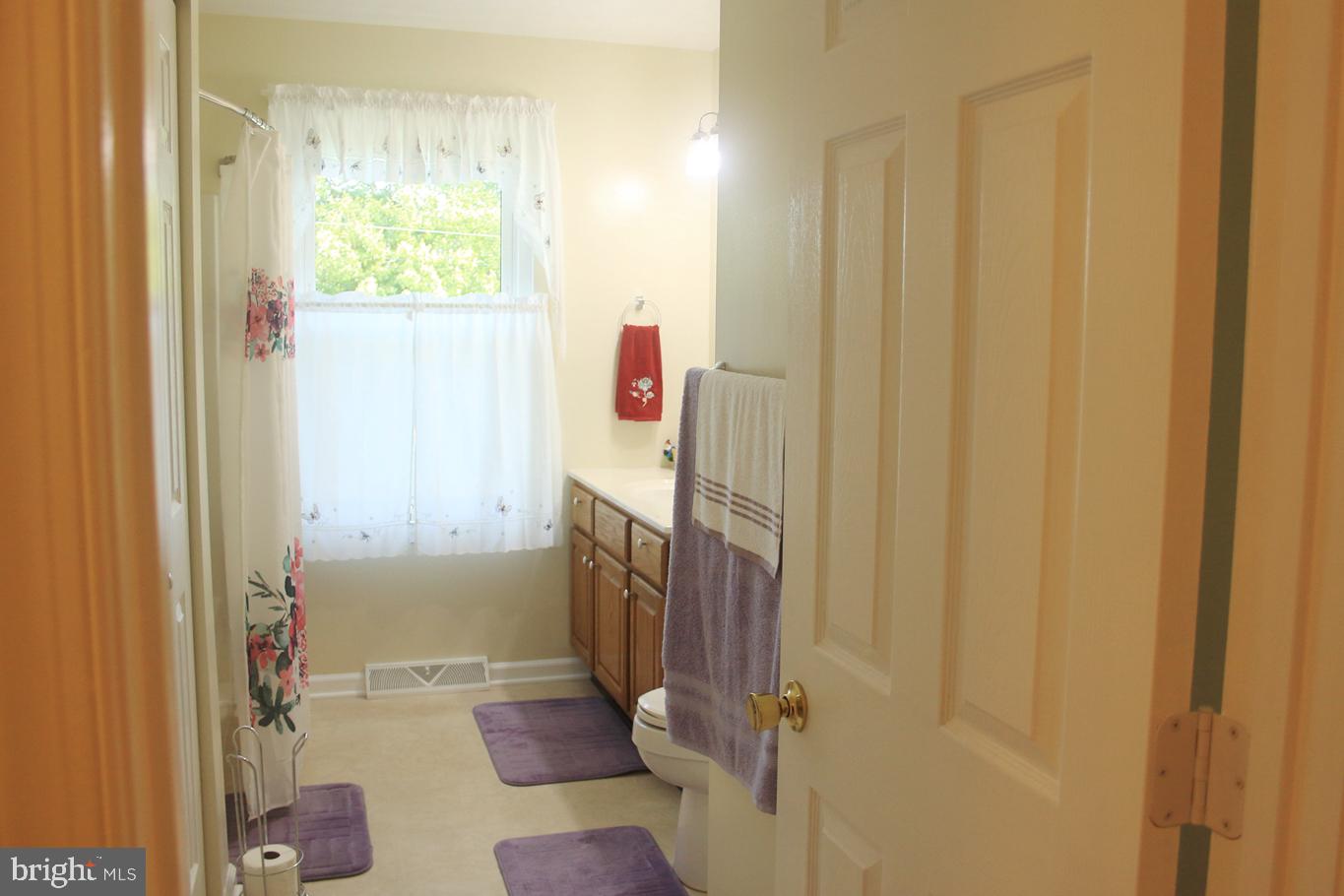 830 Hostetter Road Hanover, PA 17331 - Photo 7 of 18