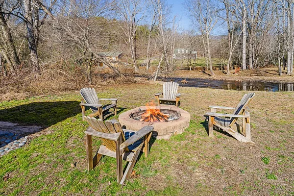 $550,000 | 328 North Meadow Drive, Hayesville, NC 28904