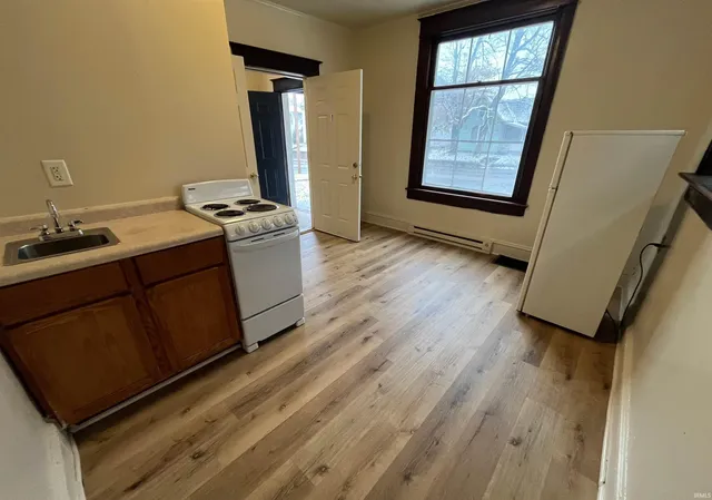 $224,500 | 2130 Broadway, Fort Wayne, IN 46802