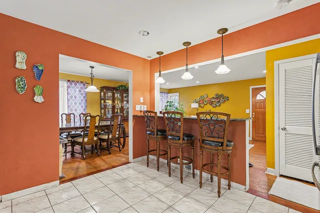 $500,000 | 9417 Lawler Avenue, Skokie, IL 60077