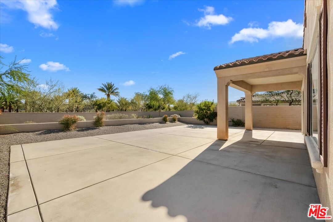 69 Syrah Rancho Mirage, CA 92270 - Photo 15 of 31