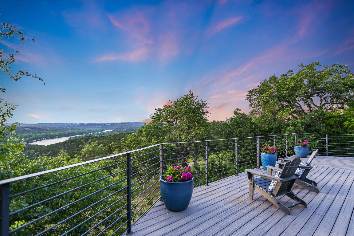 a view of a terrace with seating space