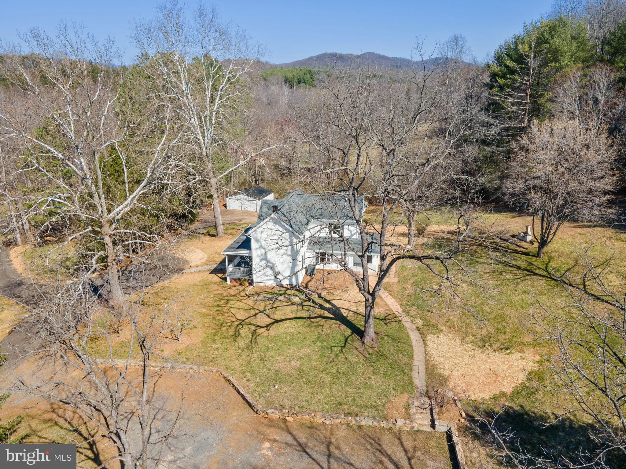 5251 Sperryville Pike Boston, VA 22713 - Photo 5 of 92