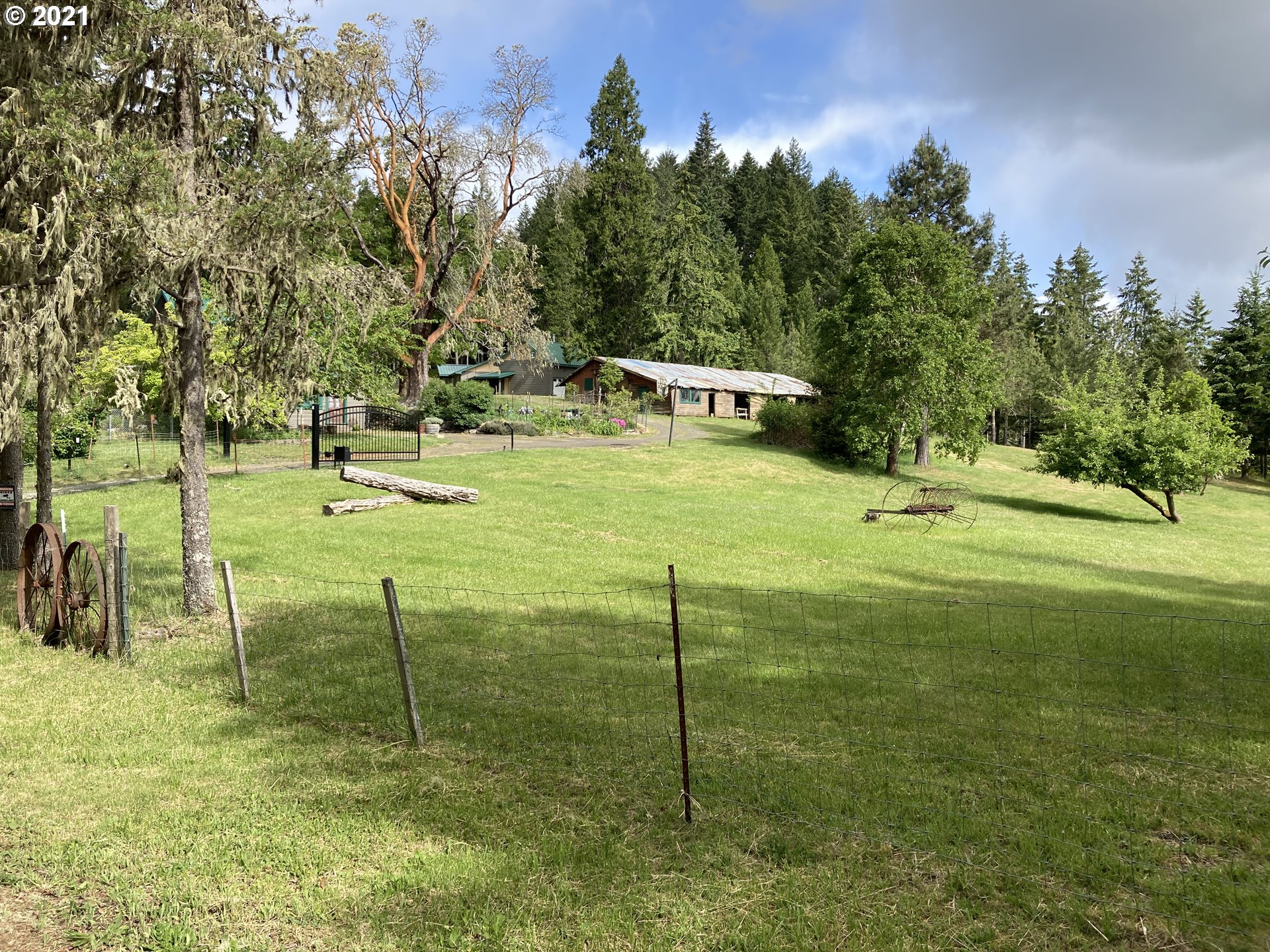 30119 Overholser Road Cottage Grove, OR 97424 - Photo 1 of 31 Gallery Image 1
