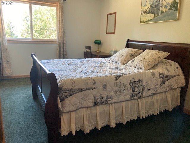 30119 Overholser Road Cottage Grove, OR 97424 - Photo 17 of 31 Gallery Image 17