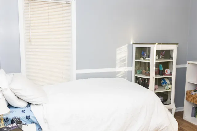 $299,900 | 101 Walnut Drive, Swansboro, NC 28584