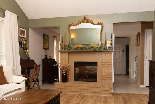 $299,900 | 101 Walnut Drive, Swansboro, NC 28584