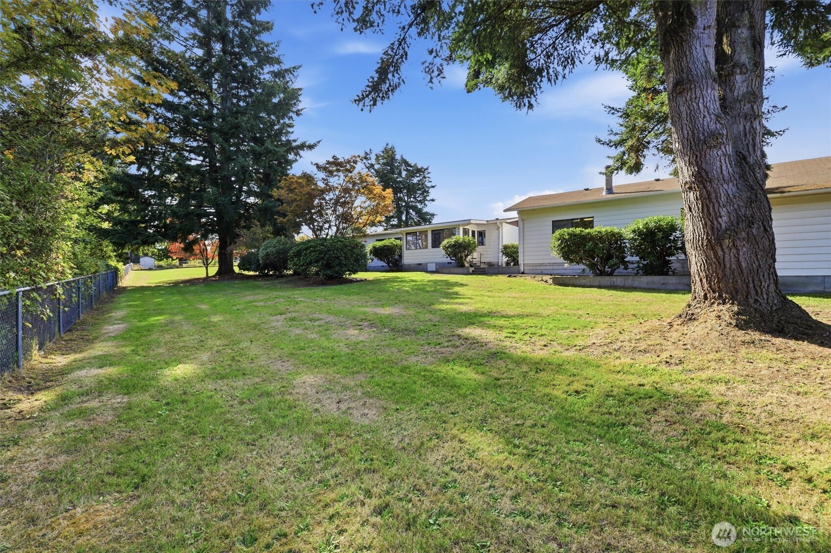 15702 Southeast 128th Street Renton, WA 98059 - Photo 26 of 34 Gallery Image 26