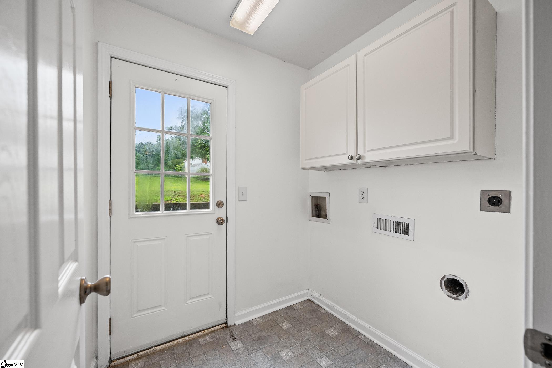 1206 3 Bridges Road Easley, SC 29642 - Photo 31 of 48