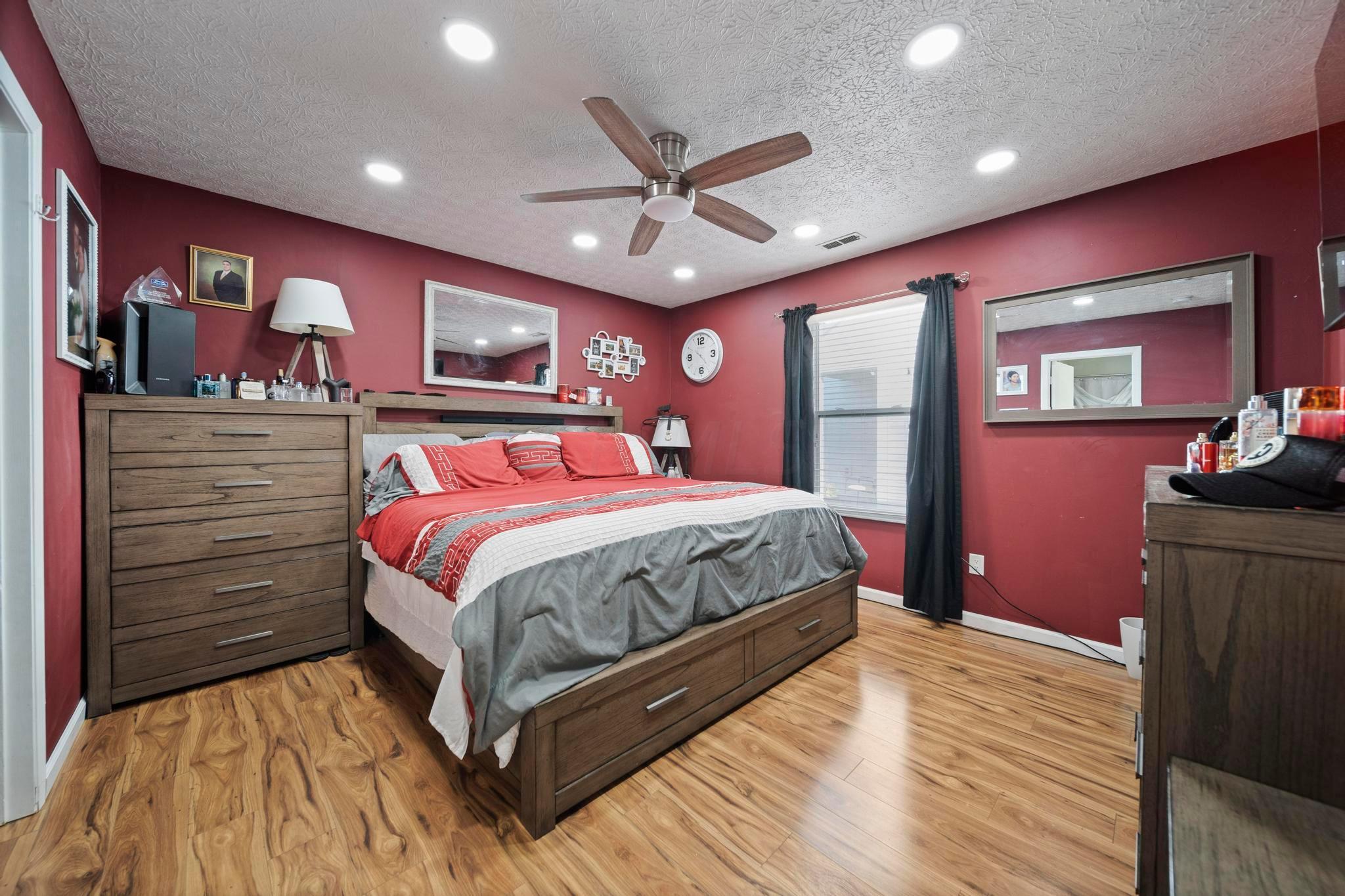 2141 Margo Road Columbus, OH 43229 - Photo 29 of 36 DSC03979