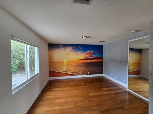 $1,850 | 1922 Garfield Street, Unit 2, Hollywood, FL 33020