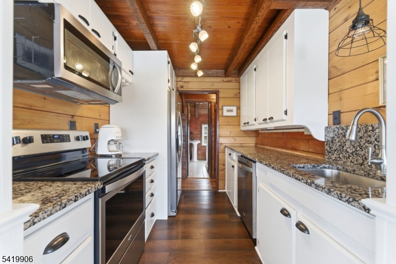 270 Springbrook Trail Sparta, NJ 07871 - Photo 22 of 48