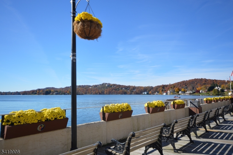 270 Springbrook Trail Sparta, NJ 07871 - Photo 43 of 48