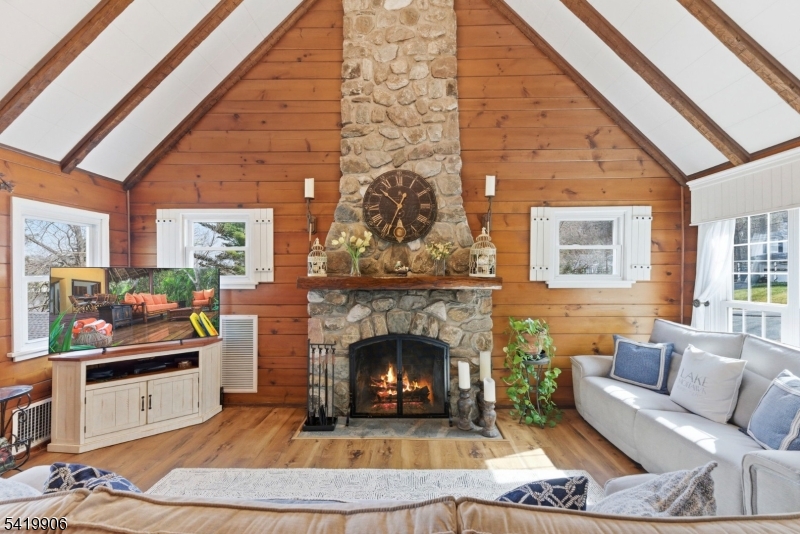 270 Springbrook Trail Sparta, NJ 07871 - Photo 9 of 48