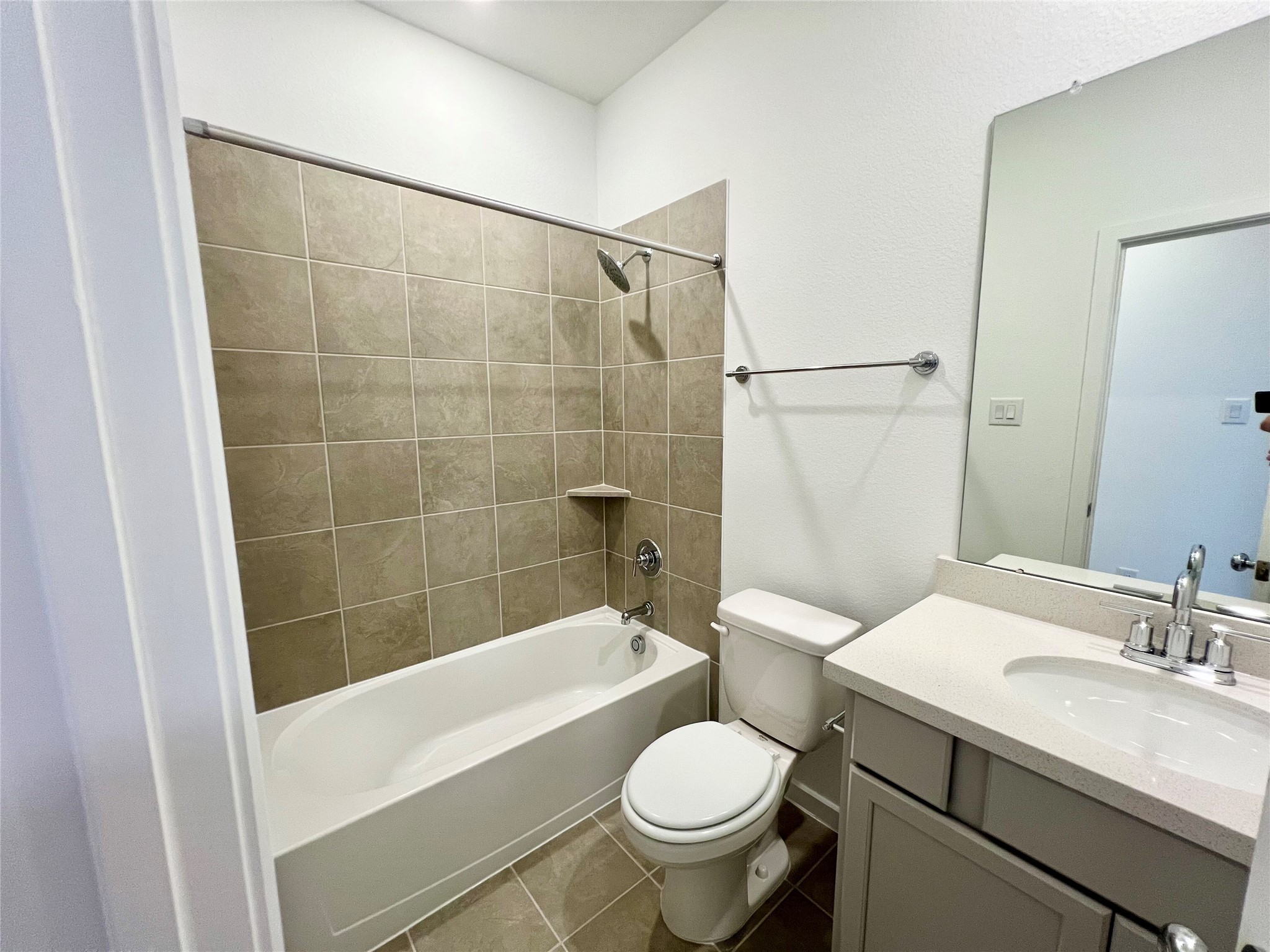 1226 Mattinson Rae Court Tomball, TX 77375 - Photo 9 of 17 2nd secondary bathroom