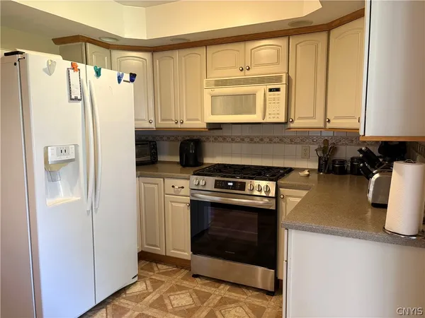 $274,900 | 36 State Street, Tully, NY 13159