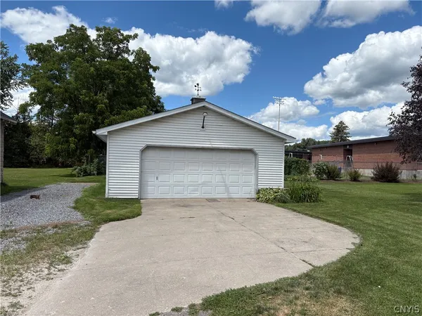 $274,900 | 36 State Street, Tully, NY 13159