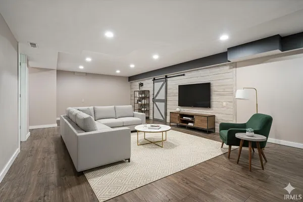 $875,000 | 51044 Spotted Eagle Drive, Elkhart, IN 46514