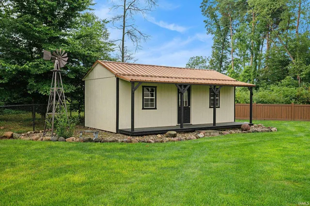 $875,000 | 51044 Spotted Eagle Drive, Elkhart, IN 46514