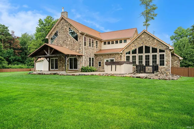 $875,000 | 51044 Spotted Eagle Drive, Elkhart, IN 46514