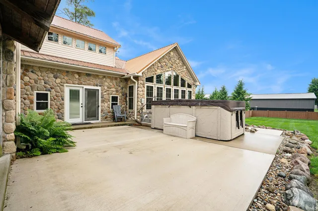 $875,000 | 51044 Spotted Eagle Drive, Elkhart, IN 46514