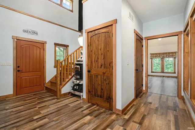 $879,000 | 51044 Spotted Eagle Drive, Elkhart, IN 46514