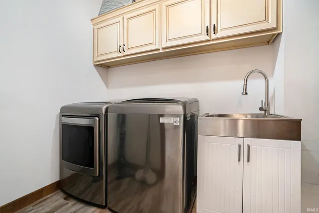 $875,000 | 51044 Spotted Eagle Drive, Elkhart, IN 46514