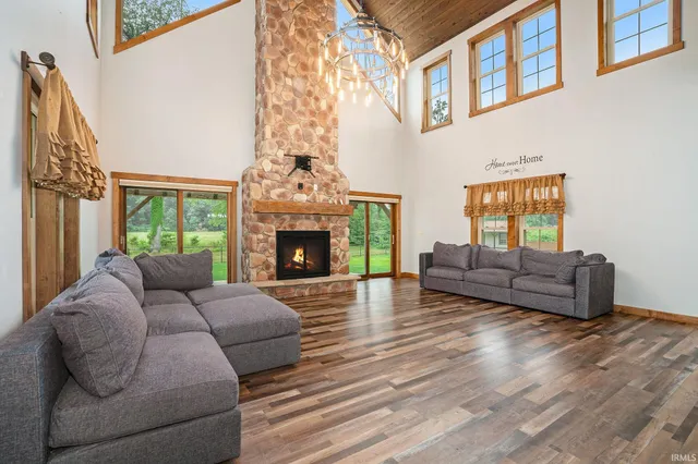 $875,000 | 51044 Spotted Eagle Drive, Elkhart, IN 46514