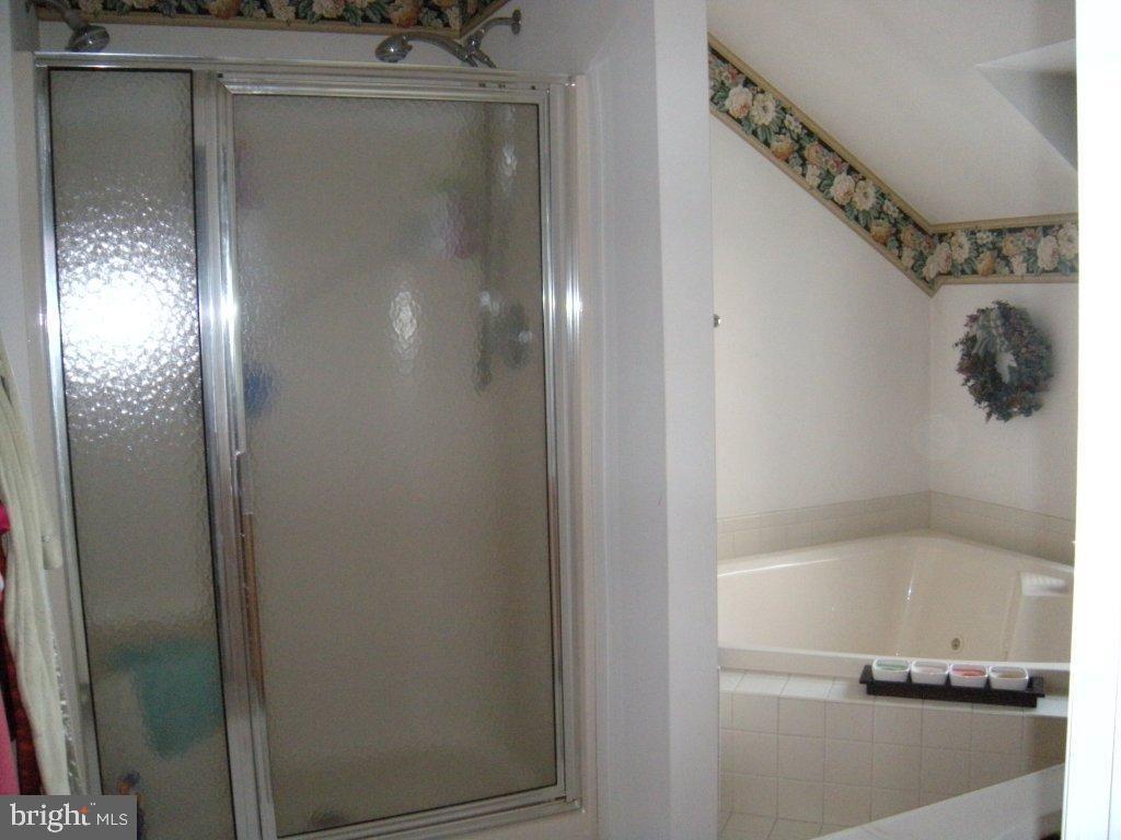 1685 Pioneer Road Lancaster, PA 17602 - Photo 18 of 35 Gallery Image 18