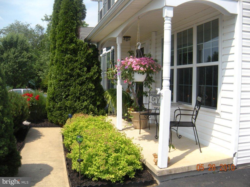 1685 Pioneer Road Lancaster, PA 17602 - Photo 2 of 35 Gallery Image 2