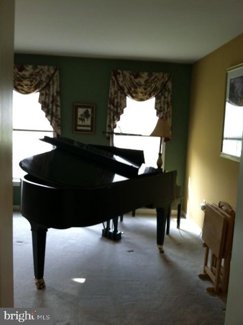 1685 Pioneer Road Lancaster, PA 17602 - Photo 7 of 35 Gallery Image 7