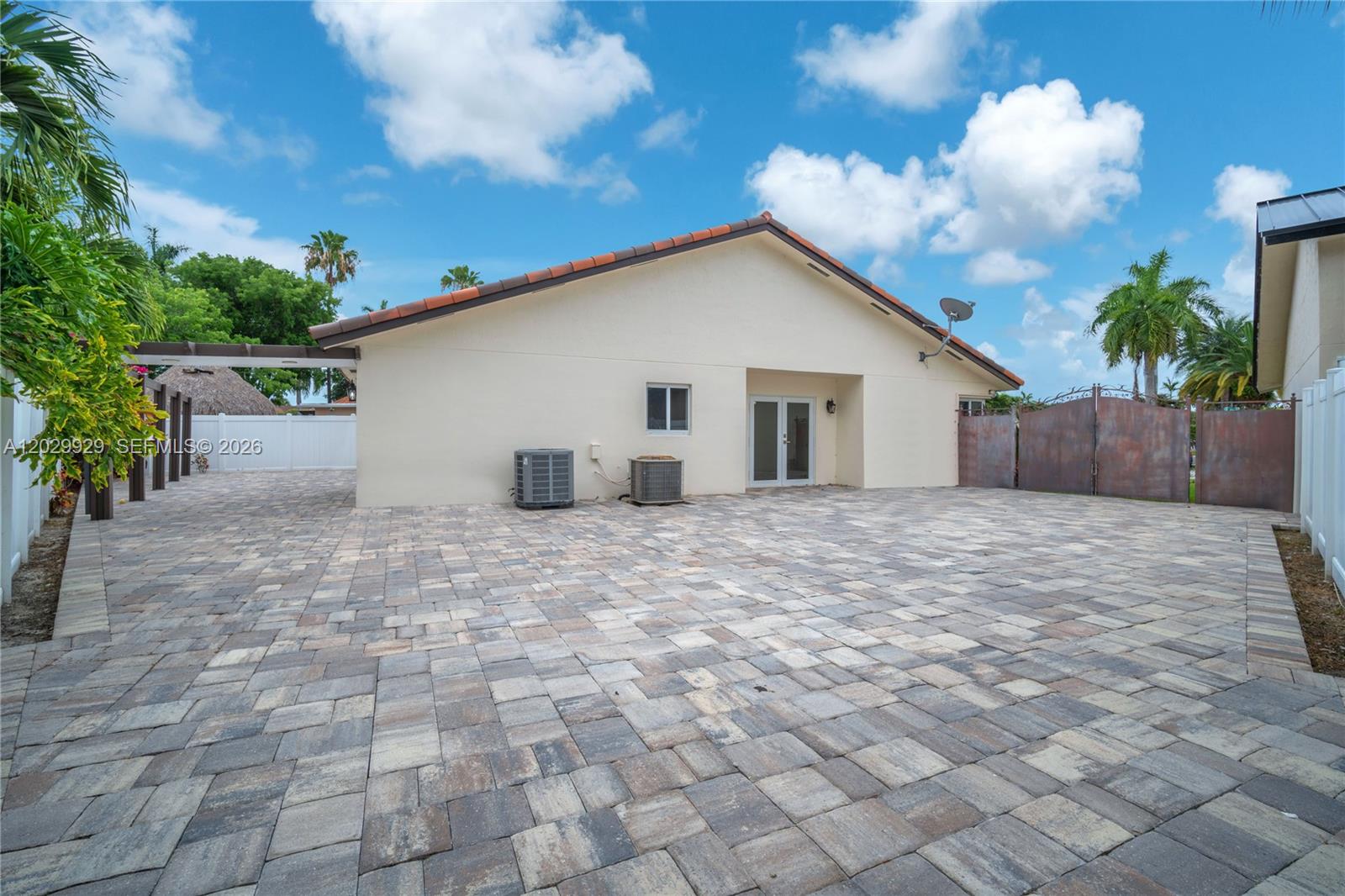 15715 Southwest 76th Terrace Miami, FL 33193 - Photo 37 of 40 Photo 37