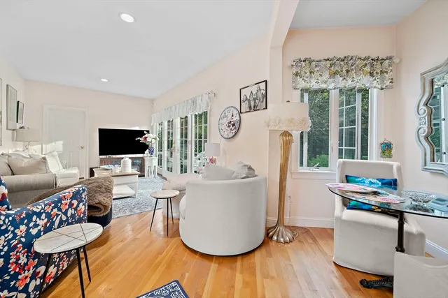 $949,900 | 11 Forest Lane, Unit 11, Scituate, MA 02066