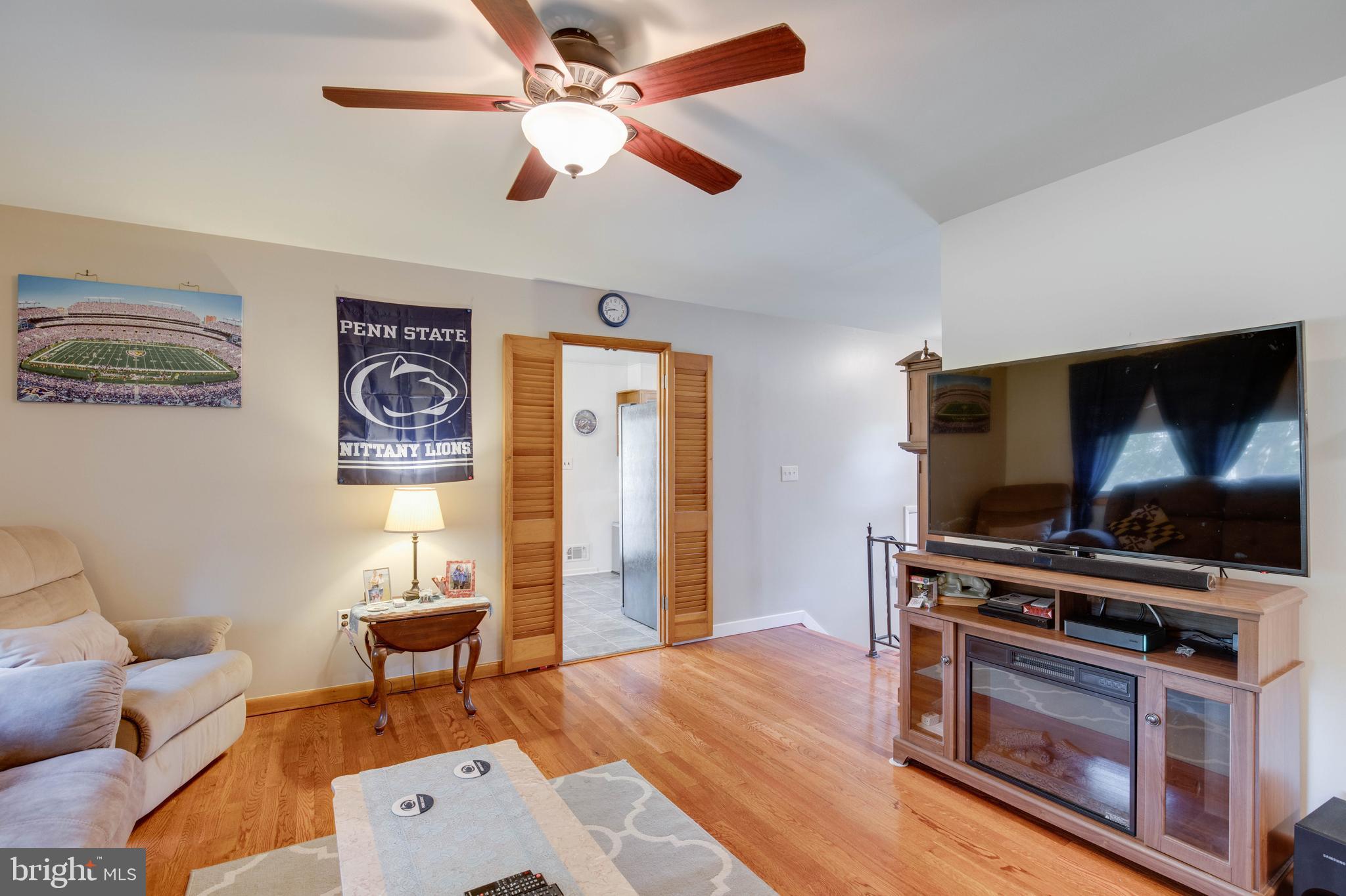 817 Lucky Road Severn, MD 21144 - Photo 6 of 31 Gallery Image 6